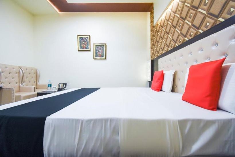 جالاندار Hotel Ravi Residency المظهر الخارجي الصورة